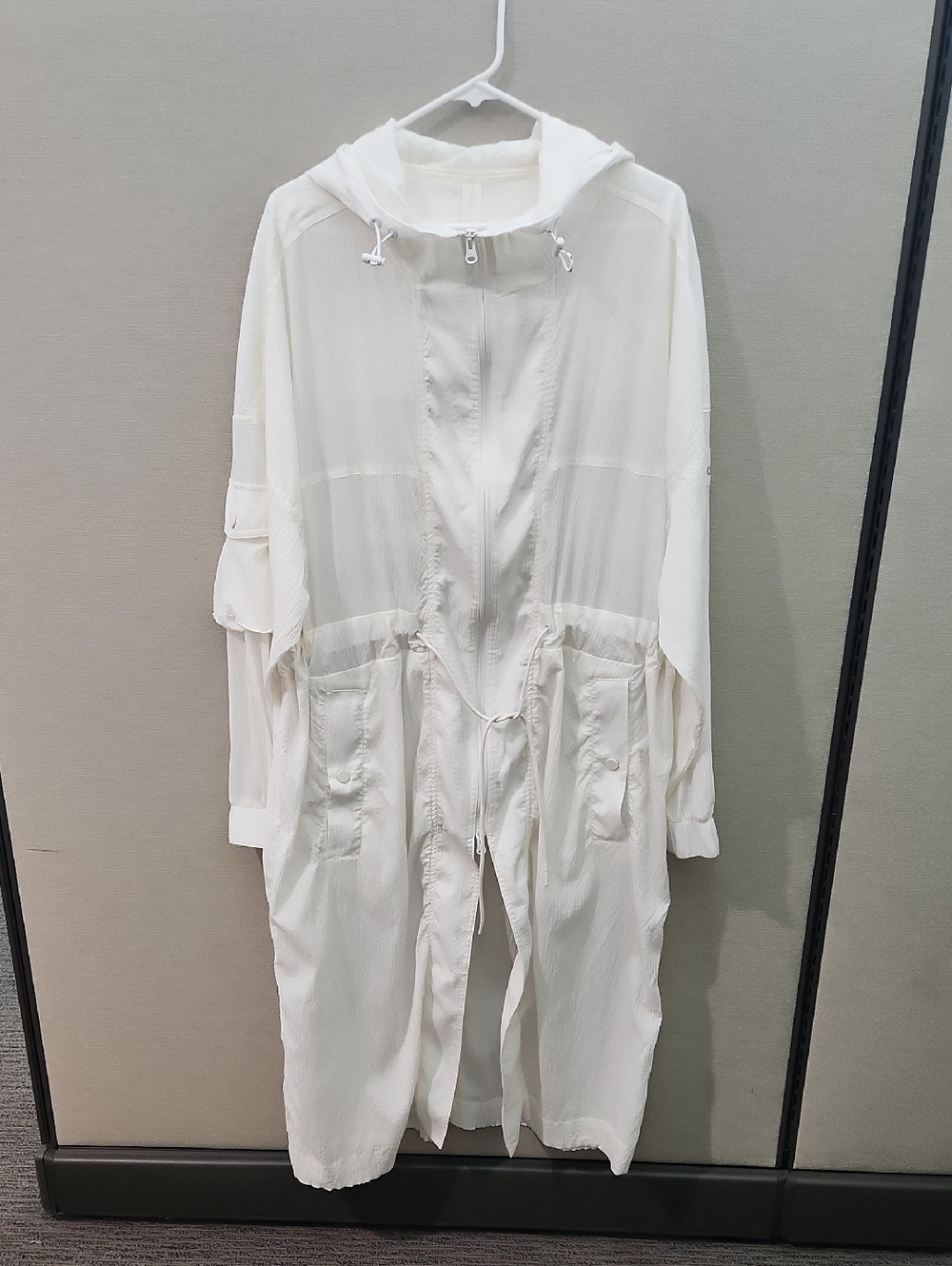 ALO Yoga Summer Nights Lightweight Jacket - Picture 2 of 15